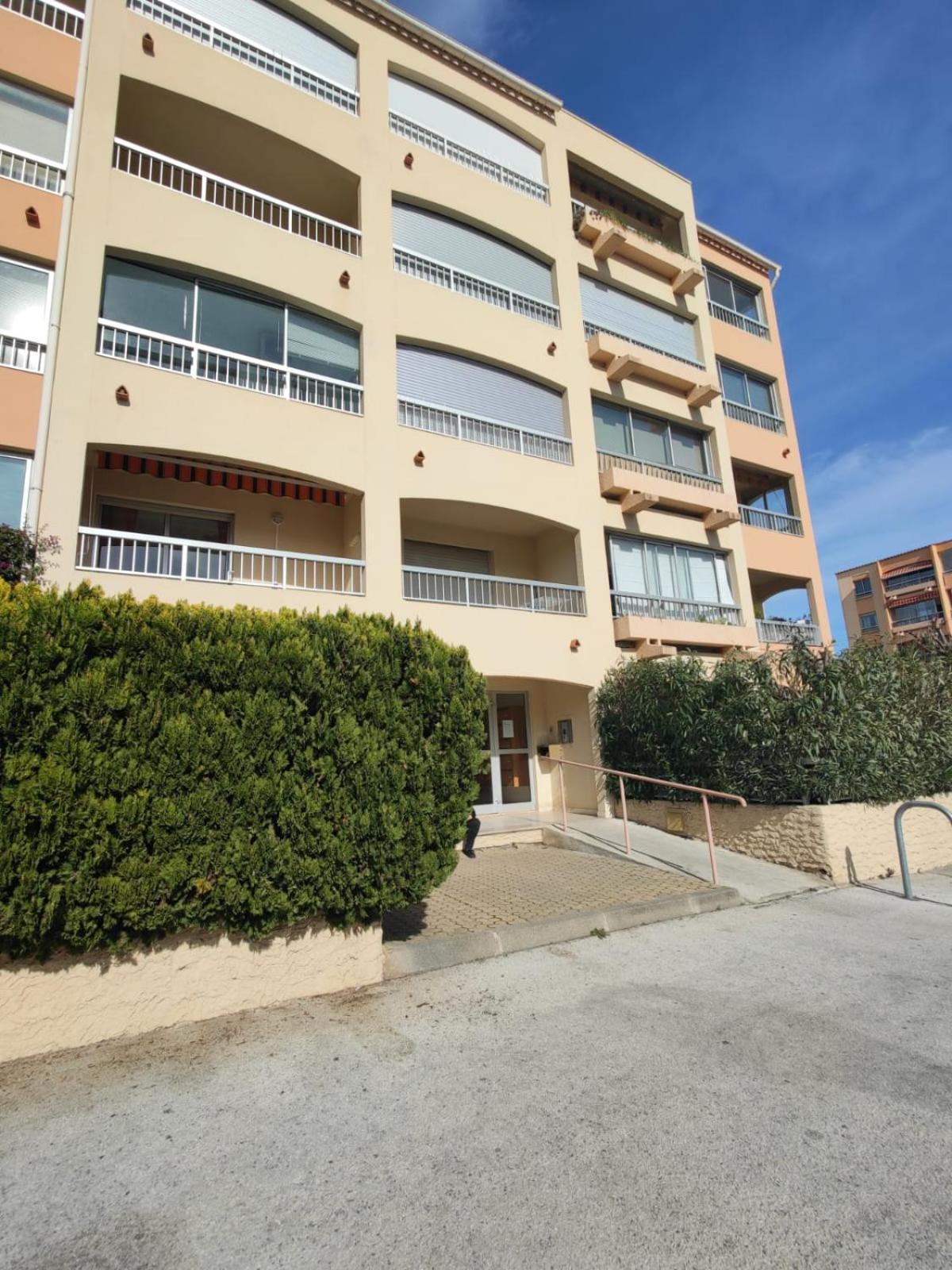 Saint-Mandrier-Sur-Mer Rsd Les Cometes Buitenkant foto